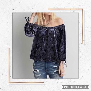 ✨ 2/$30 ✨CRUSHED VELVET OFF THE SHOULDER BLOUSE ✨